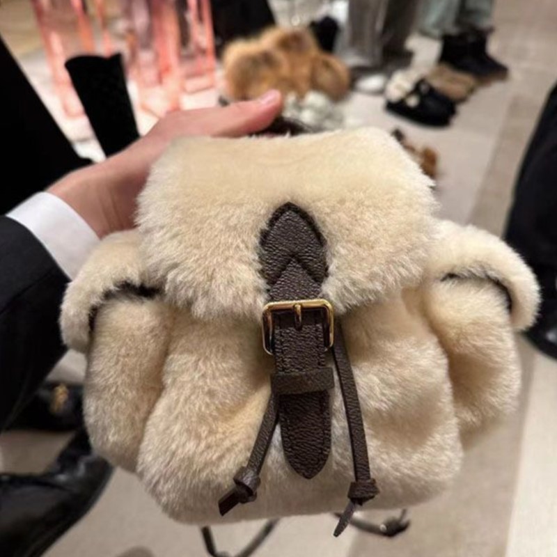 กระเป๋าเป้สะพายหลังสไตล์เรโทร  - Leather Backpack Vintage บทวิจารณ์และราคา